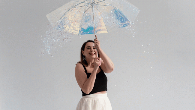 Gif Karen Confetti pequeño